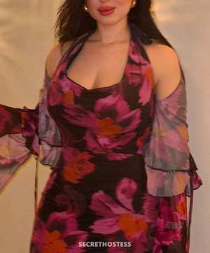 22 year old Egyptian Escort in Cairo Hanan, escort