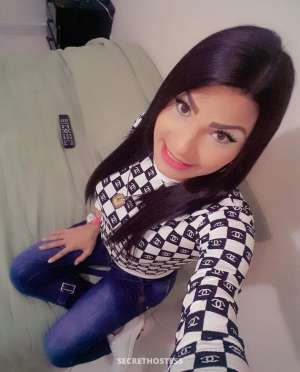 25 year old French Escort in Berlin Saana