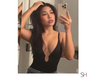 25 year old Vietnamese Escort in Maidstone Kent Vietnam .. duo Asia new, Agency