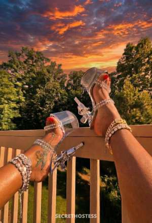 37 year old Escort in St Joseph MO Munching monday $70 outcall only picture verification only 