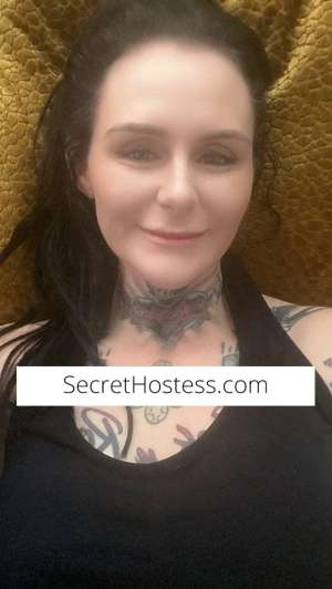 41 year old English Escort in Caloundra Sunshine Coast The Milking Queen aka Sexy Irish