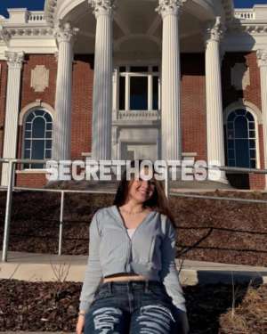0 year old Caucasian Escort in Providence RI Brooke Queen