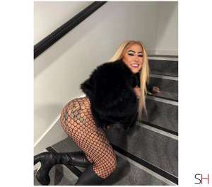25 year old Brazilian Escort in Luton NEW BRAZILIAN BIGGGG BOOBS. EVA HOT.., Independent