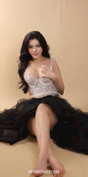 22 year old Asian Escort in Jeddah Mina, escort