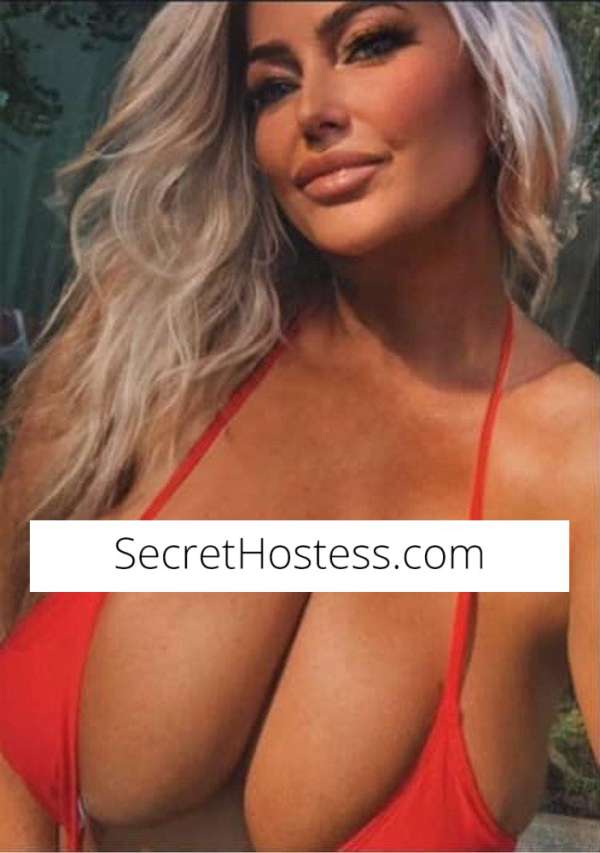 Escort Image - 18