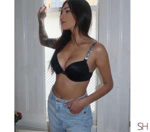 23 year old Latino Escort in Knightsbridge SW1 Gloucestershire Julie 🌟✨🧡 100% real party girl 👸🏻🇧🇷, 