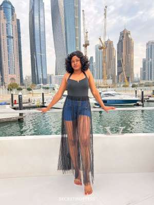 24 year old Escort in Al Ain Queen linda, escort