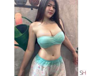 25 year old Japanese Escort in Wakefield Japanese . sweet playful. .4HAND MASSAGE, Agency