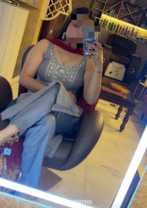 29 year old Indian Escort in Kolkata Bhabhi cam..., escort