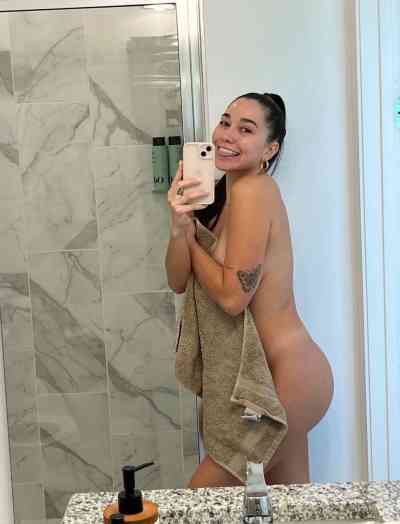 26 year old Escort in Sines Text me 💦for your erotic 🍊service experience 😛all 