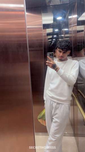 21 year old Brazilian Escort in Jeddah İlyas, Male escort