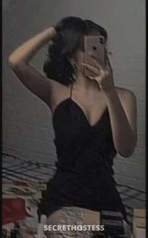 25 year old Asian Escort in Jakarta Take Me Out, masseuse