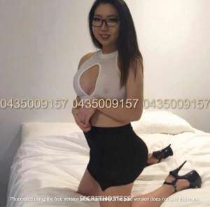 26 year old Japanese Escort in Townsville Japanese babe Busty Daisy Nuru and Sex, Townsville