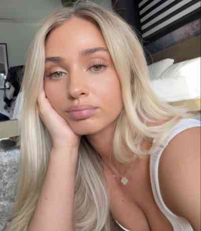 29 year old Escort in Irving TX Snapchat: Alexa_new001. Massage, car fun, party favors, QVS