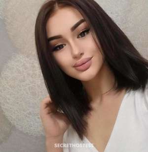 21 year old Asian Escort in Gurgaon Call Girl in Gurgaon Kaira, escort