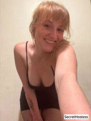 21 year old Escort in Chicago IL Escort model Astrid, Chicago