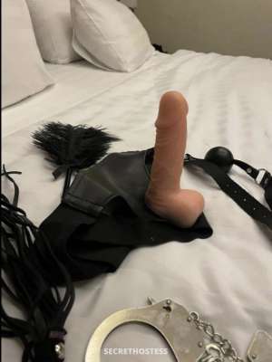 25 year old Asian Escort in Jeddah Anna, escort