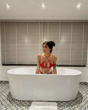 25Yrs Old Escort 170CM Tall Phuket Image - 5