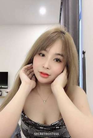 24 year old Asian Escort in Jeddah Luna, escort
