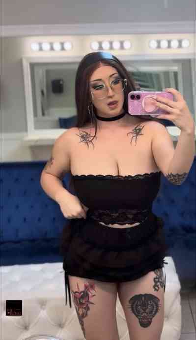 24 year old Latino Escort in Derry Full time service girl (NSA