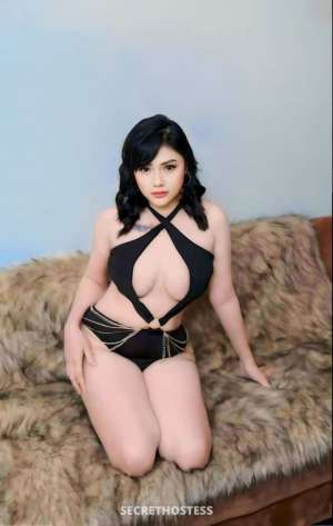 23 year old Escort in Makati Emery