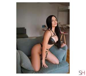 24 year old Escort in West Berkshire New escort in town available for outcall x, Independent