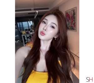 24 year old Asian Escort in Cheshire West and Chester ⭐SEASON GREETINGS FROM SEXY YOUNG ASIAN ♥️, 