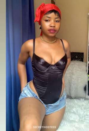 24 year old Escort in Jeddah Jolly, escort