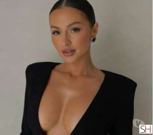 25 year old European Escort in London .CHANEL. New . CHEAP Outcall RATES ., Agency