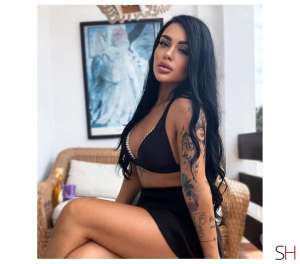 25 year old Latino Escort in Scotland South Lanarkshire . NEW PARTY GIRL OUTCALL ONLY., Independent