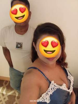 Chan Escort 145CM Tall Dubai Image - 1