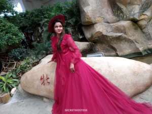 21 year old Indian Escort in Fujairah Sanjana Indian Girl, escort