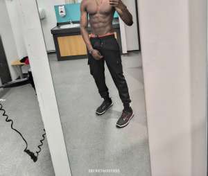 Victor, Male escort 24 year old Escort in Bedford