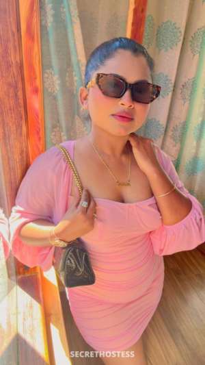 25 year old Indian Escort in Hyderabad Riya Vip Sexy Girls Service Hyderabad24, escort
