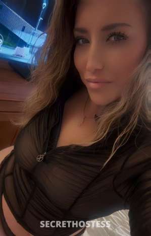 26 year old Escort in Scranton PA Upscale Curvy Bombshell