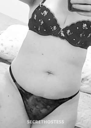 33 year old Escort in Gosford MEET APRIL, THE STUNNING RED-HAIRED SIREN, Tuggerah