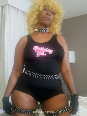 35 year old Escort in Charleston SC looking for fun get at me guys