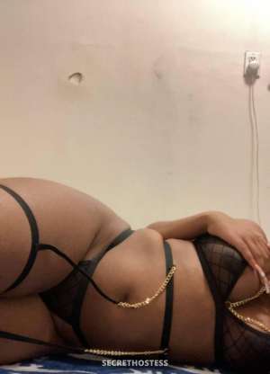 20 year old Escort in Scarborough Fun size llike to be stuffed