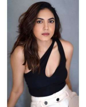 23 year old Indian Escort in Hyderabad 🦋(Excellent Classy Curvy Models)🦋, escort