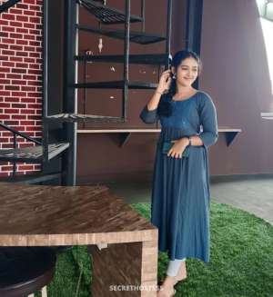 23 year old Indian Escort in Ghaziabad Divyanshi, escort
