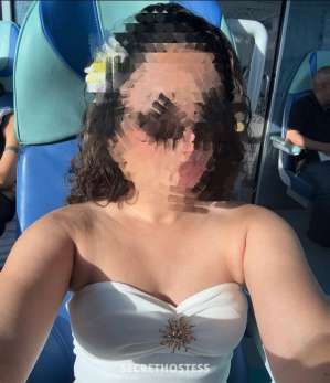24 year old Asian Escort in Thāne Karina Real meet and Cam service, escort