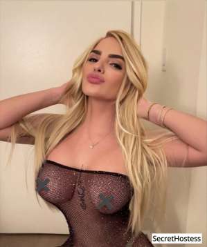 24 year old Colombian Escort in Brooklyn NY Escort model SKYLEEN, Brooklyn
