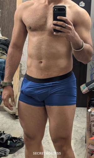 25 year old Indian Escort in Bangalore Aadesh Dubey, Male escort