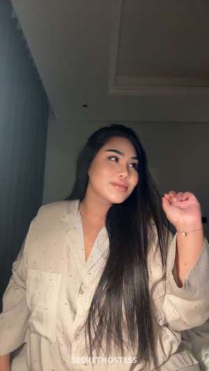 25 year old Thai Escort in Jeddah Curve Body, escort
