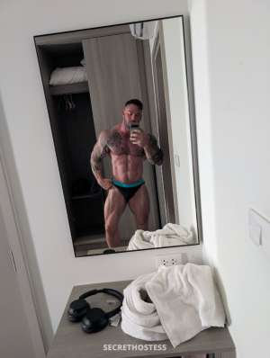 39 year old Australian Escort in Bangkok Isaac, Male escort