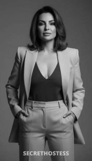 45 year old Escort in Sydney Sydney Tour shortly - Sexy Mature Discreet Companion Miss 