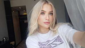 19 year old Escort in Dubai .Diana.new and Young, escort