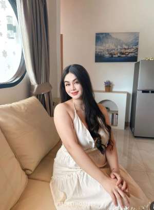 Ruby 21Yrs Old Escort 154CM Tall Pattaya Image - 2