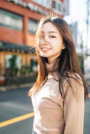 19 year old Asian Escort in Hanoi Trina, escort