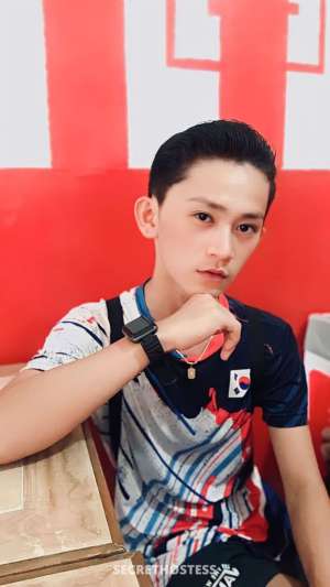 20 year old Asian Escort in Davao Zeddy, Male escort